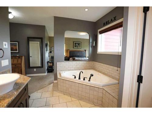 32015 292 Avenue East, De Winton, AB - Indoor Photo Showing Bathroom