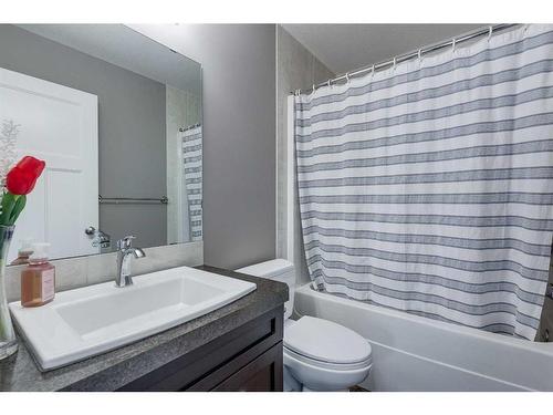 66 Trimble Close, Red Deer, AB - Indoor Photo Showing Bathroom