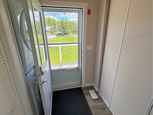 66 Sunnyside Crescent, Rural Ponoka County, AB - Indoor Photo Showing Other Room