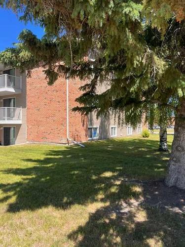 306-49 Bennett Street, Red Deer, AB - Outdoor With Balcony