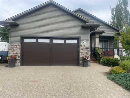 19 Oberg Court, Red Deer, AB - Outdoor With Facade