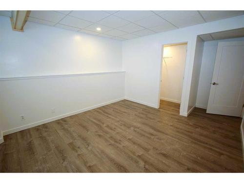 107 Reichley Street, Red Deer, AB - Indoor Photo Showing Bathroom