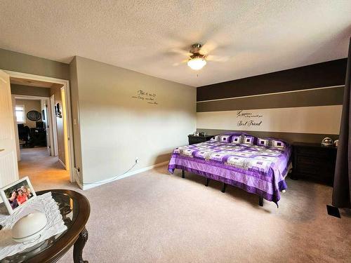 103-1600 Main Street Sw, Slave Lake, AB - Indoor Photo Showing Bedroom