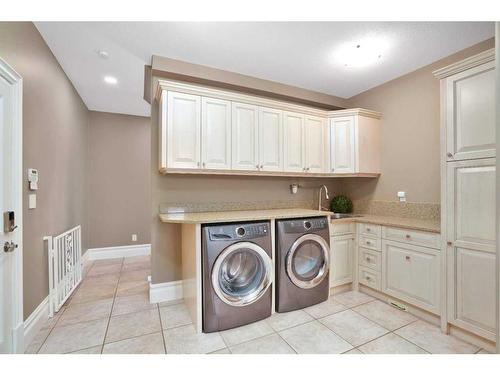 38 Allard Crescent, Red Deer, AB - Indoor Photo Showing Laundry Room