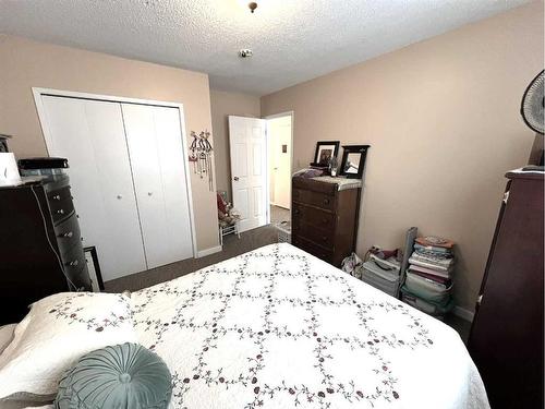 269 Overdown Drive, Red Deer, AB - Indoor Photo Showing Bedroom