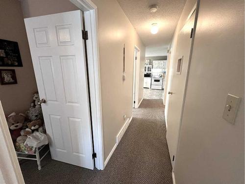 269 Overdown Drive, Red Deer, AB - Indoor Photo Showing Other Room