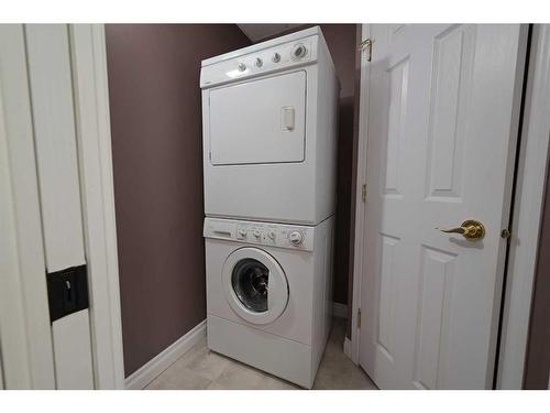 126-5300 48 Street, Red Deer, AB - Indoor Photo Showing Laundry Room