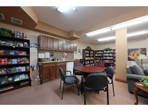 126-5300 48 Street, Red Deer, AB - Indoor