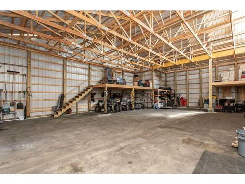 38423 Range Road 282, Rural Red Deer County, AB - Indoor Photo Showing Garage