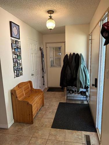 1205 1 Street Ne, Three Hills, AB - Indoor Photo Showing Other Room