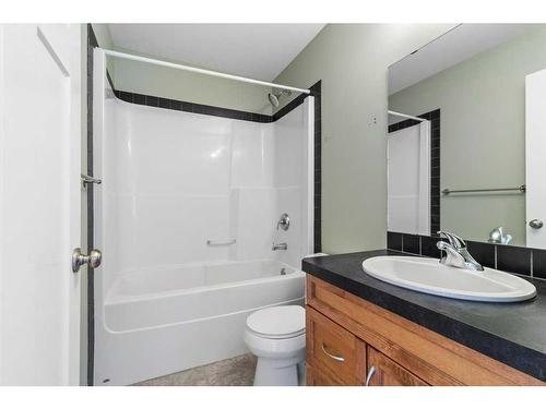 167 Timberstone Way, Red Deer, AB - Indoor Photo Showing Bathroom