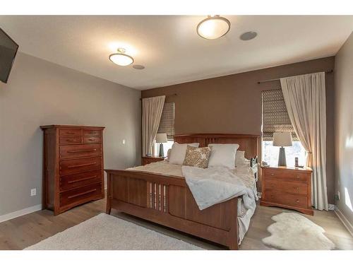 3-421022 Range Road 260, Rural Ponoka County, AB - Indoor Photo Showing Bedroom