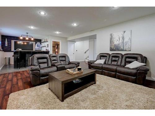 30 Crossley Street, Red Deer, AB - Indoor Photo Showing Living Room