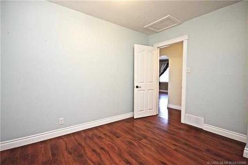 5005 54 Street, Killam, AB - Indoor Photo Showing Other Room