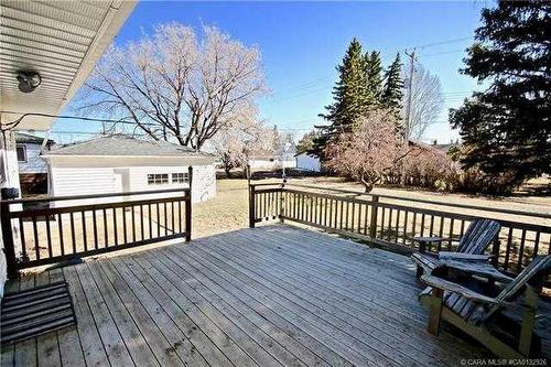 5005 54 Street, Killam, AB - Outdoor With Deck Patio Veranda