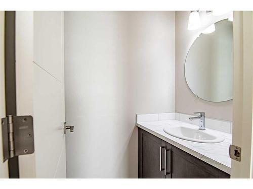 116 Golden Crescent, Red Deer, AB - Indoor Photo Showing Bathroom