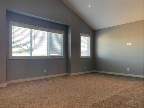 142 Connaught Crescent, Red Deer, AB - Indoor Photo Showing Other Room