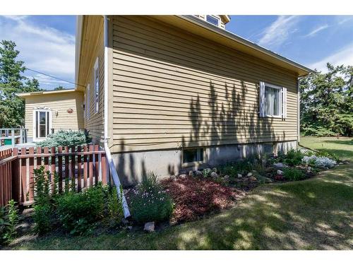 2302 19 Street, Delburne, AB - Outdoor