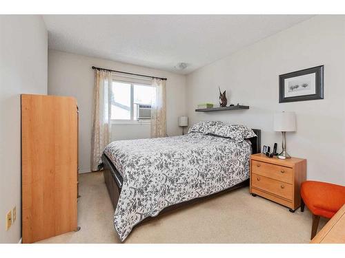 10 Mclevin Crescent, Red Deer, AB - Indoor Photo Showing Bedroom