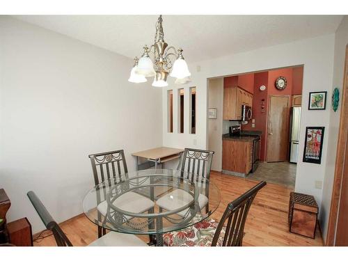 4631 48 Street, Red Deer, AB - Indoor Photo Showing Dining Room