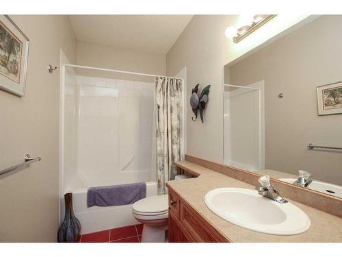 4631 48 Street, Red Deer, AB - Indoor Photo Showing Bathroom