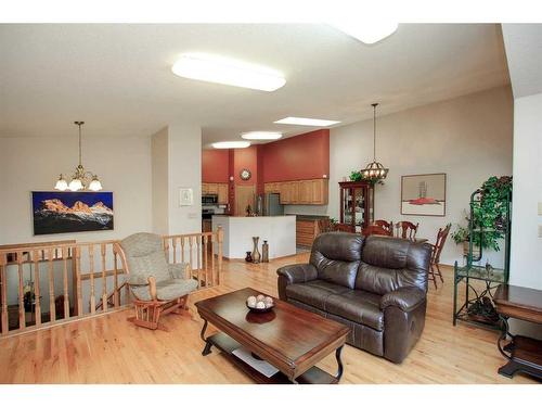 4631 48 Street, Red Deer, AB - Indoor Photo Showing Living Room