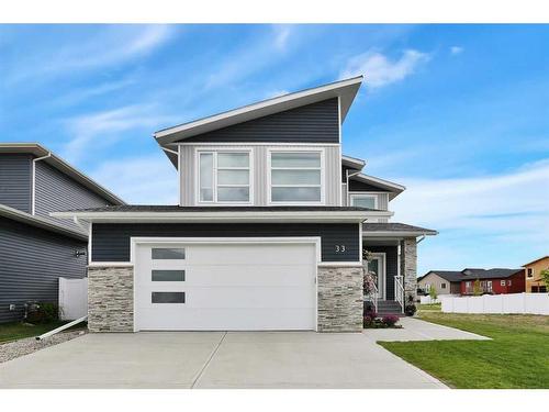 33 Lundberg Crescent, Red Deer, AB - Outdoor With Facade