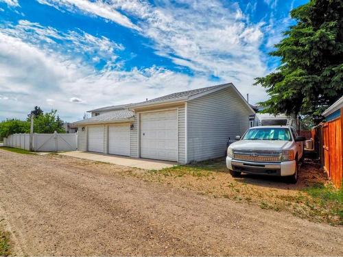 114 Rutledge Crescent, Red Deer, AB 