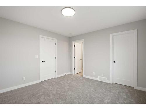 27 Gray Close, Sylvan Lake, AB - Indoor Photo Showing Other Room