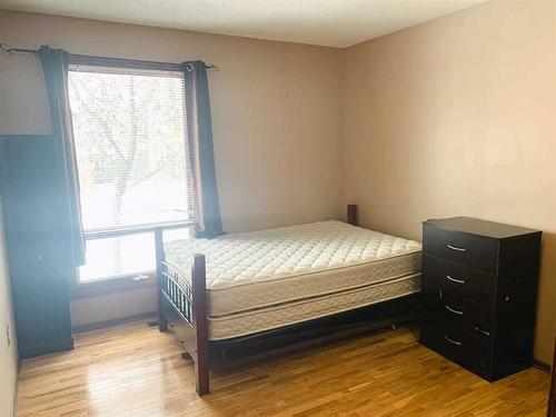 4617 48 Street, Olds, AB - Indoor Photo Showing Bedroom