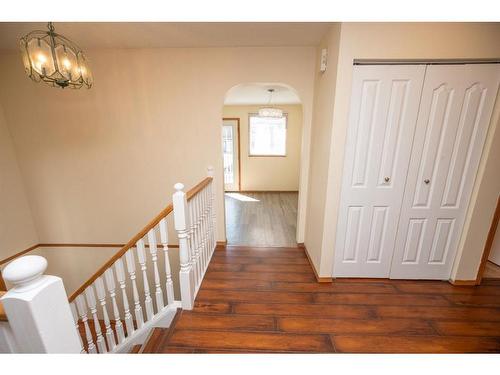 2 Griffiths Avenue, Red Deer, AB - Indoor Photo Showing Other Room