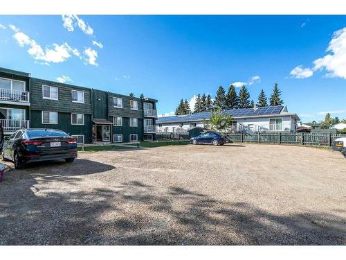 101-304-6821 59 Avenue, Red Deer, AB - Outdoor