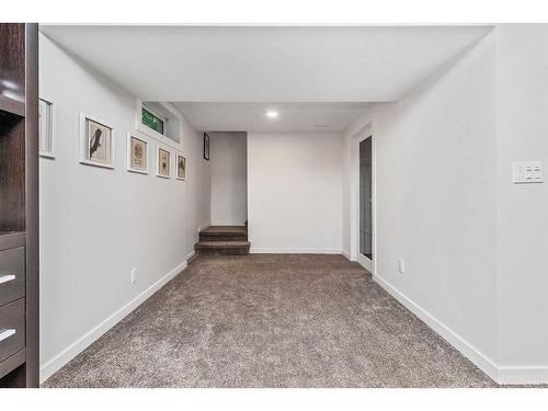 5 Mccune Avenue, Red Deer, AB - Indoor Photo Showing Other Room