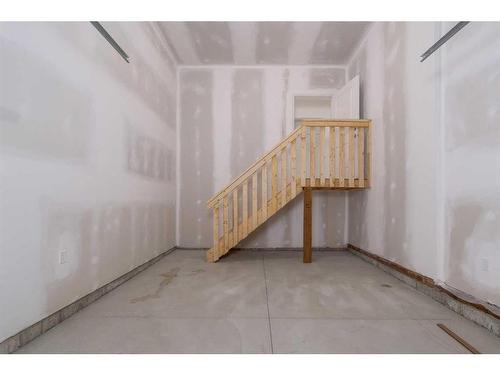 15-6519 46 Street West, Wetaskiwin, AB - Indoor Photo Showing Other Room