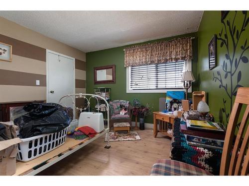 4810 55 Avenue, Camrose, AB - Indoor Photo Showing Other Room