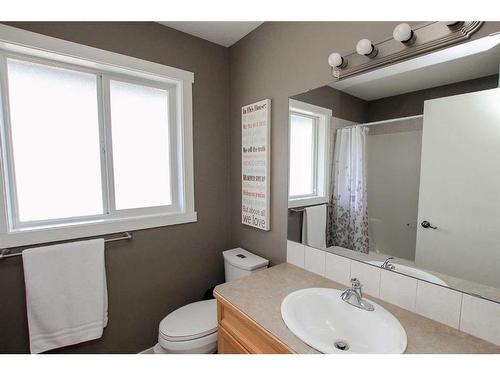68 Lancaster Drive, Red Deer, AB - Indoor Photo Showing Bathroom
