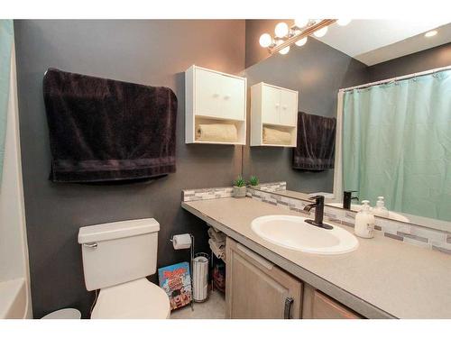 93 O'Brien Crescent, Red Deer, AB - Indoor Photo Showing Bathroom