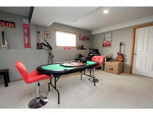 93 O'Brien Crescent, Red Deer, AB - Indoor Photo Showing Other Room
