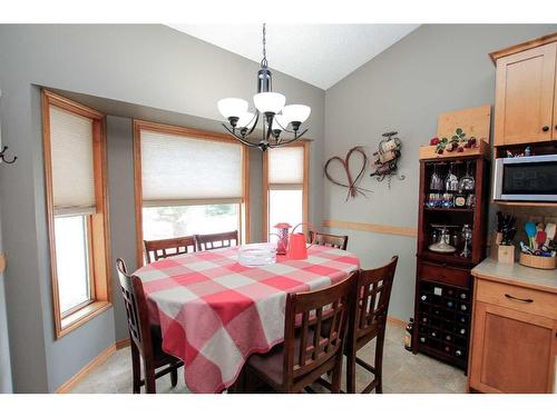 160 Eastman Crescent, Red Deer, AB - Indoor Photo Showing Dining Room