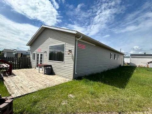 4532 51 Avenue, Hardisty, AB - Outdoor With Exterior