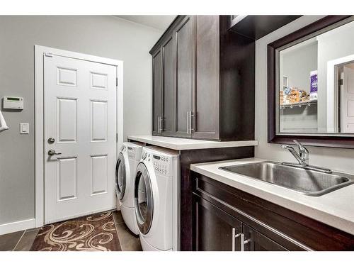 139 Stephenson Crescent, Red Deer, AB - Indoor Photo Showing Laundry Room