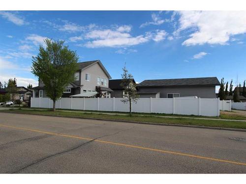 139 Stephenson Crescent, Red Deer, AB - Outdoor