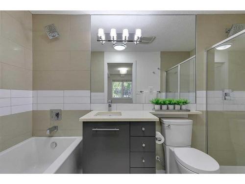 105-836 Royal Avenue Sw, Calgary, AB - Indoor Photo Showing Bathroom