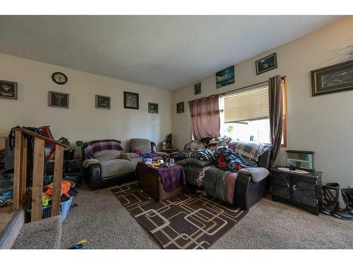 2222 22 Avenue, Delburne, AB - Indoor