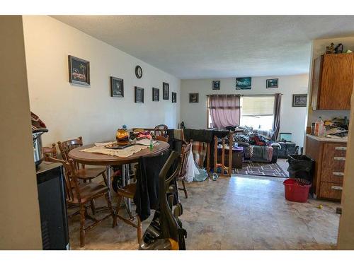 2222 22 Avenue, Delburne, AB - Indoor Photo Showing Dining Room