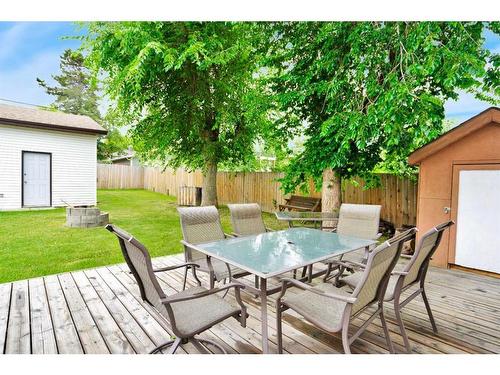 5111 48 Avenue, Sylvan Lake, AB - Outdoor With Deck Patio Veranda