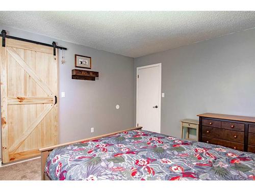 23 Allsop Avenue, Red Deer, AB - Indoor Photo Showing Bedroom