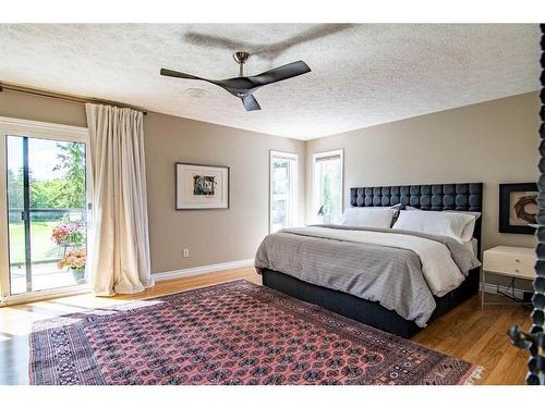 42 Flagstaff Close, Red Deer, AB - Indoor Photo Showing Bedroom