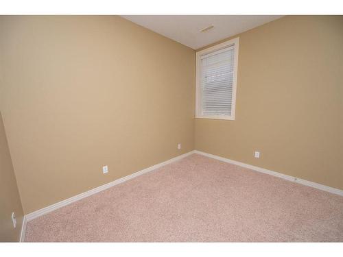 38-45 Ironstone Drive, Red Deer, AB - Indoor Photo Showing Other Room
