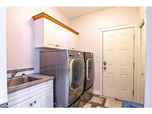 25 Ashmore Close, Red Deer, AB - Indoor Photo Showing Laundry Room